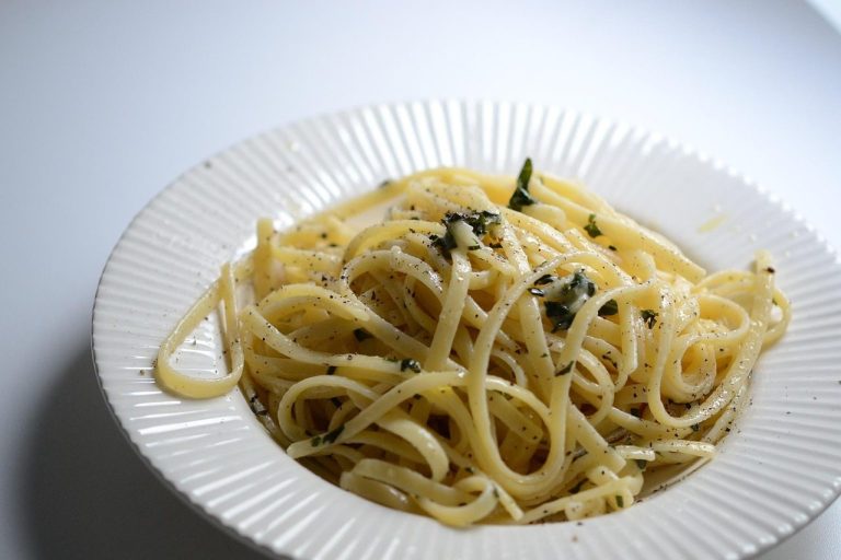 Hand-rolled pici cacio e pepe